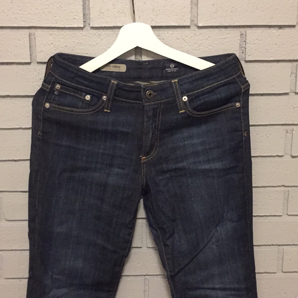 AG Jeans sz 26 curvy boot cut